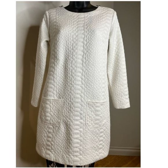 Le Chateau Womens Quailed Sheath Dress 3/4 Sleeve Front Pockets Size S White - Picture 1 of 5
